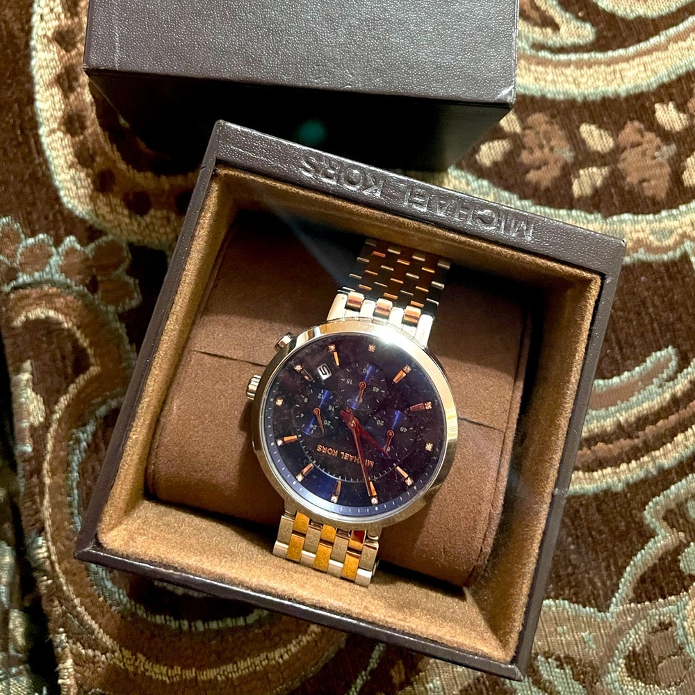 **BRAND NEW** Michael Kors watch